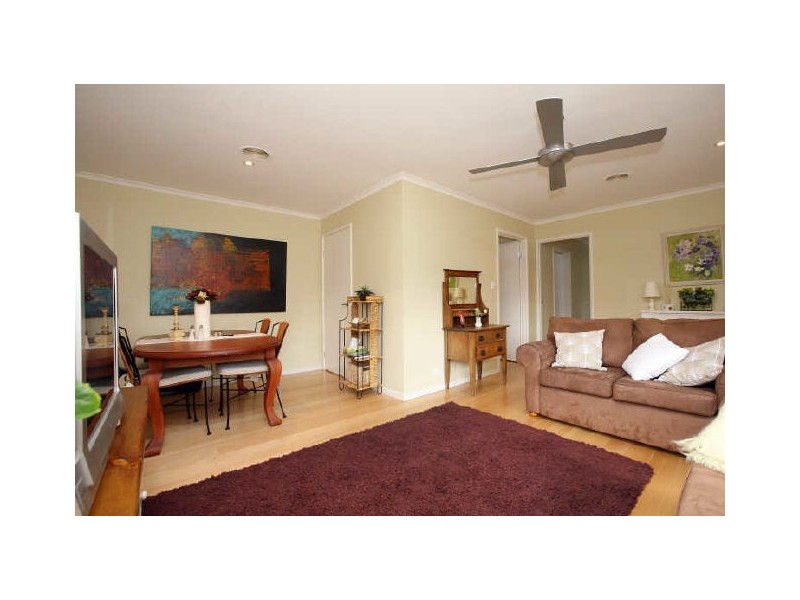 37 Dash Crescent, Fadden ACT 2904