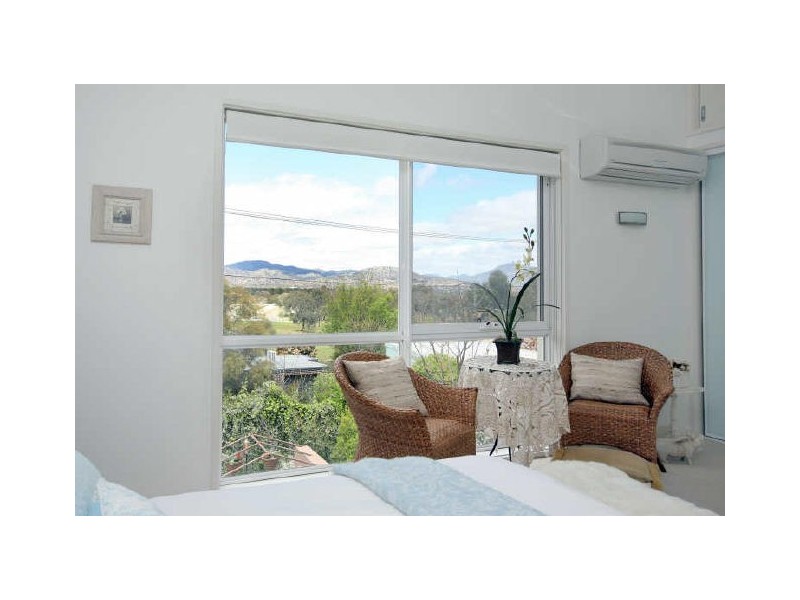 37 Dash Crescent, Fadden ACT 2904