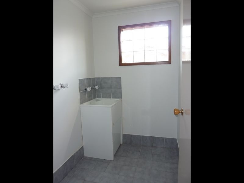 4 McHale Place, Gordon ACT 2906