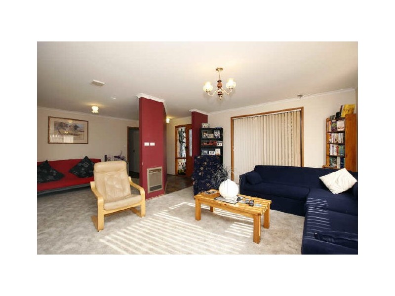 71 Vonwiller Crescent, Theodore ACT 2905