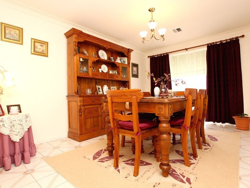 9 Payne Place, Fadden ACT 2904