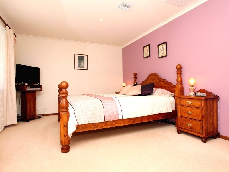 9 Payne Place, Fadden ACT 2904