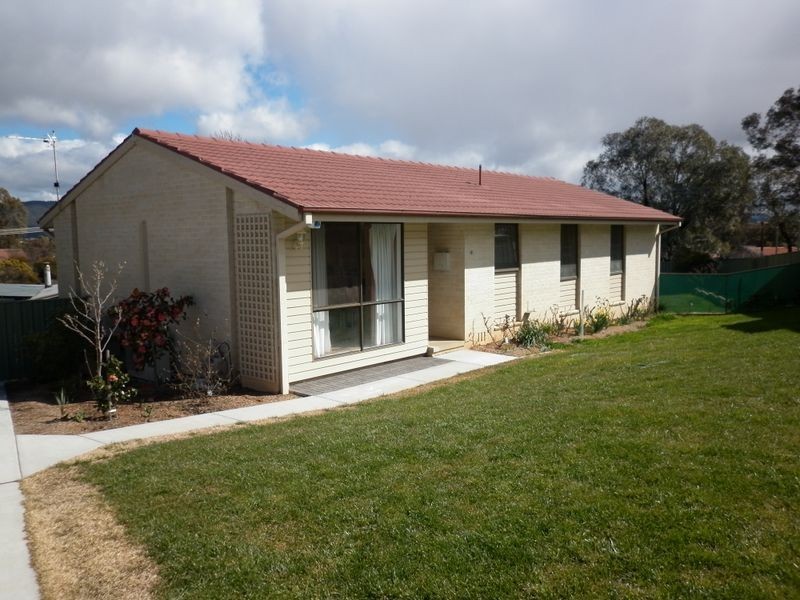 6 Bolton Place, Wanniassa ACT 2903