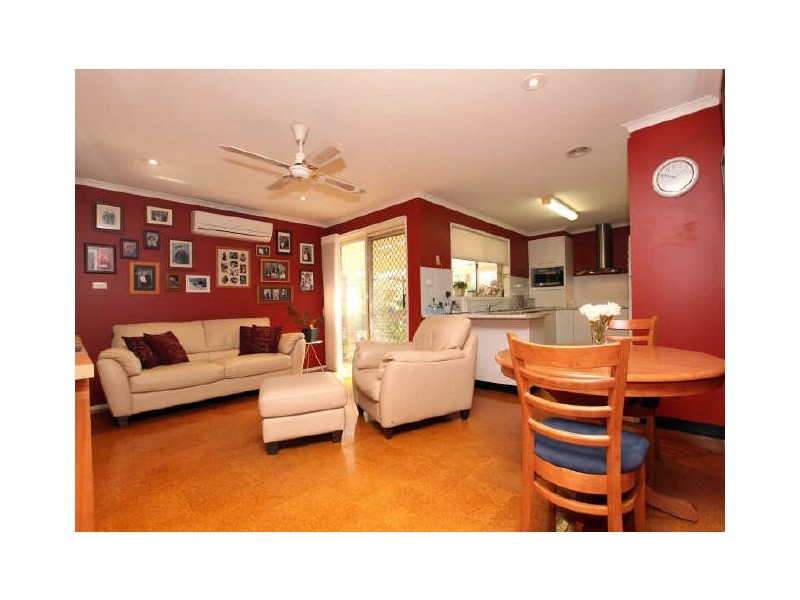 9 Clucas Place, Bonython ACT 2905