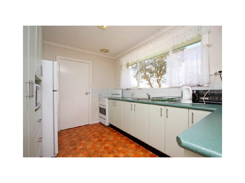 39 Calder Crescent, Holder ACT 2611