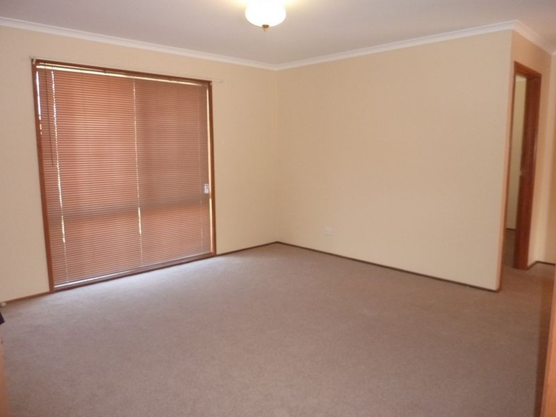 44 Cromwell Circuit, Isabella Plains ACT 2905