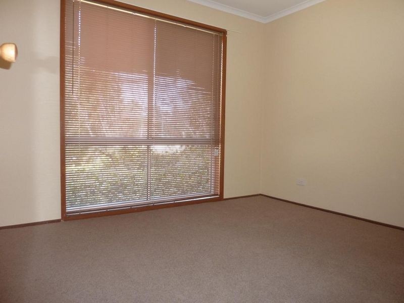 44 Cromwell Circuit, Isabella Plains ACT 2905