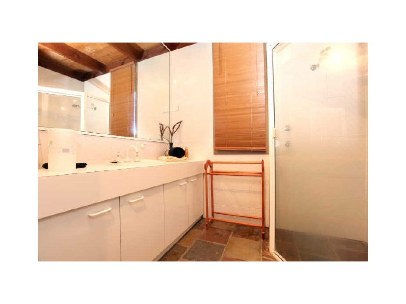 35 Parkview Crescent, Jerrabomberra NSW 2619