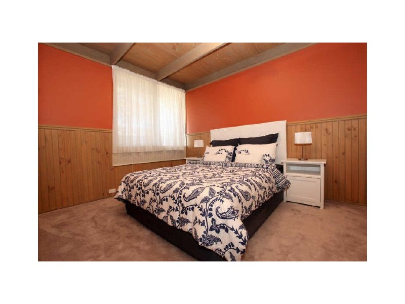 35 Parkview Crescent, Jerrabomberra NSW 2619