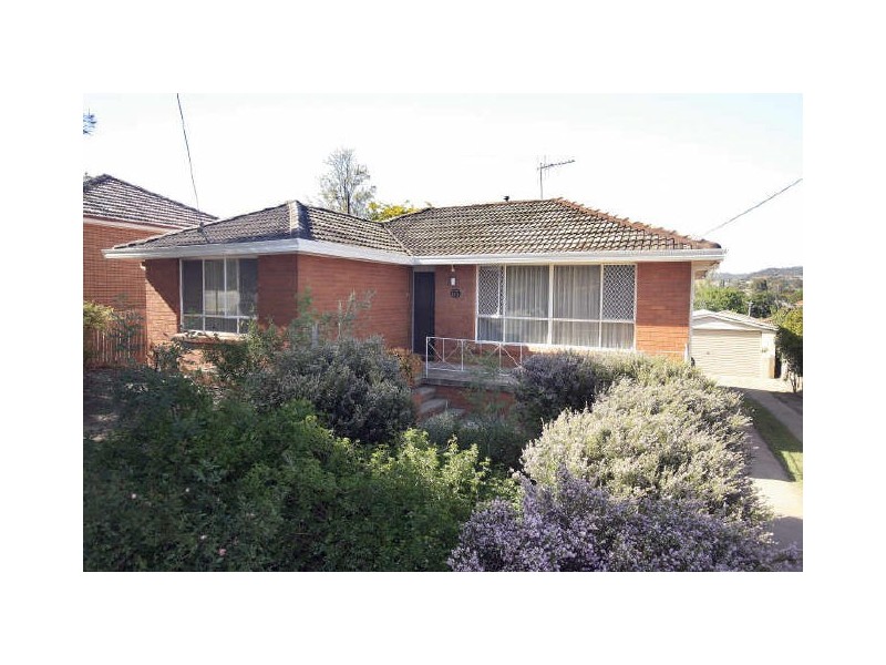 65 Thorpe Avenue, Queanbeyan NSW 2620