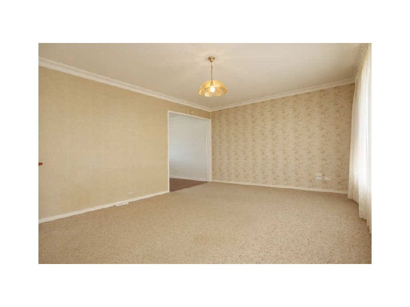 65 Thorpe Avenue, Queanbeyan NSW 2620