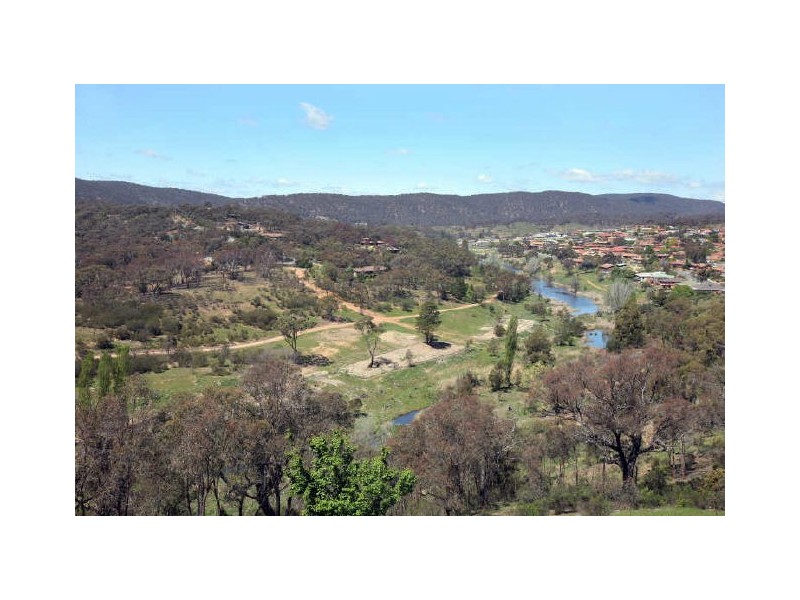 49 Ullamulla Crescent, Queanbeyan NSW 2620