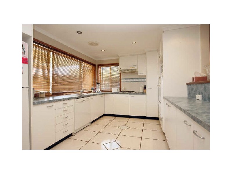 17 Glennie Place, Queanbeyan NSW 2620