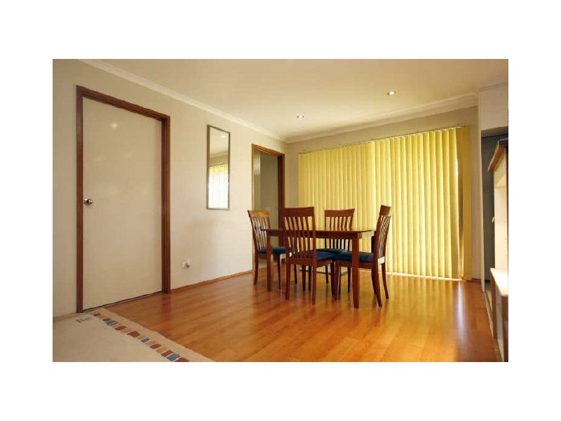 17 Glennie Place, Queanbeyan NSW 2620