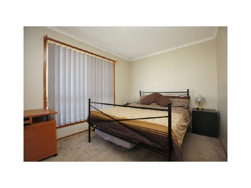 17 Glennie Place, Queanbeyan NSW 2620