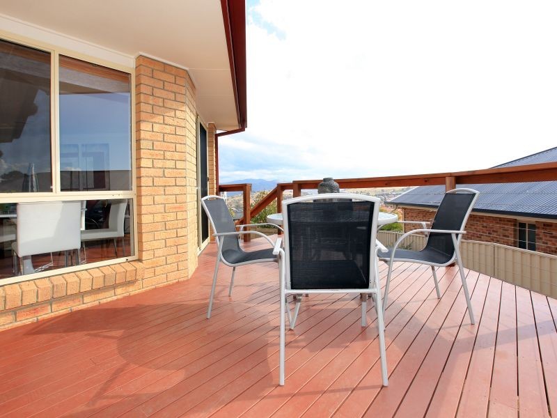 14 Cookson Place, Banks ACT 2906