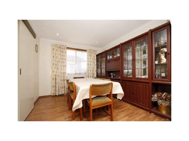 16 Casey Crescent, Calwell ACT 2905