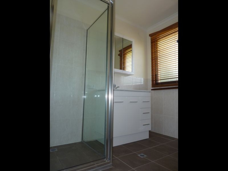 106 Castleton Crescent, Gowrie ACT 2904