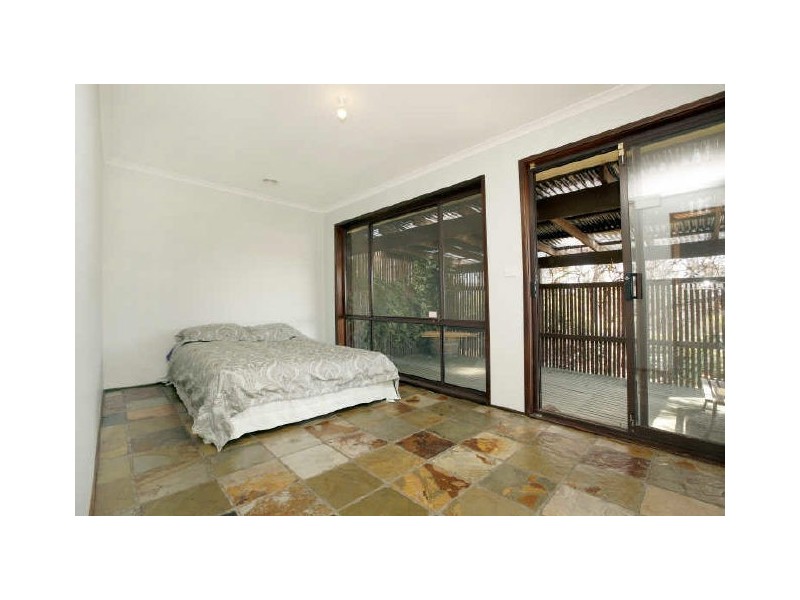 6 Caroline Place, Queanbeyan NSW 2620