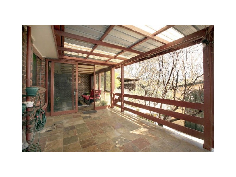 6 Caroline Place, Queanbeyan NSW 2620