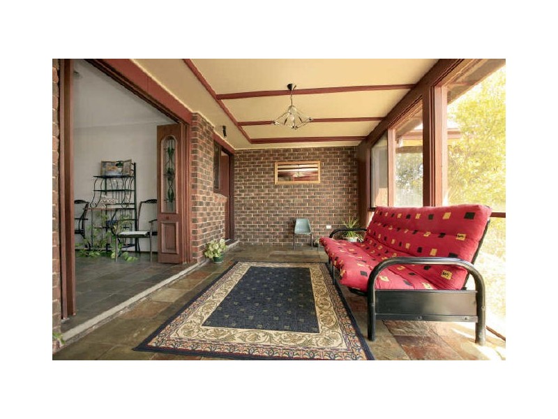 6 Caroline Place, Queanbeyan NSW 2620