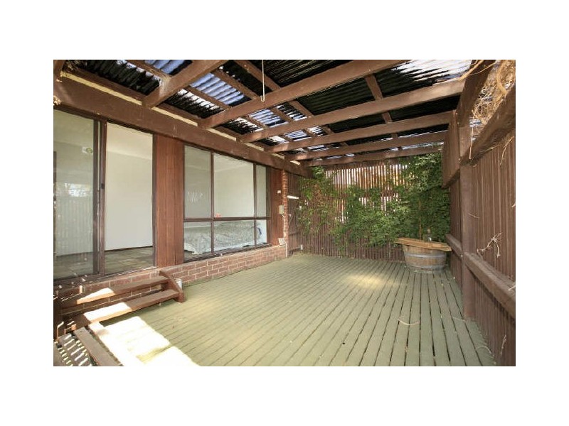 6 Caroline Place, Queanbeyan NSW 2620