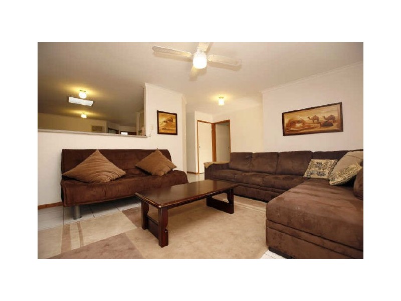 1/15 Moon Place, Gordon ACT 2906