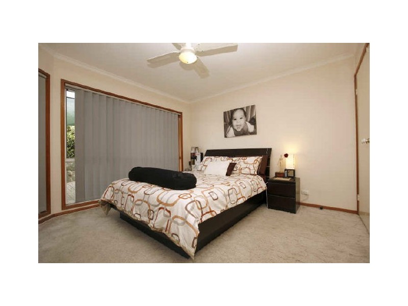 1/15 Moon Place, Gordon ACT 2906