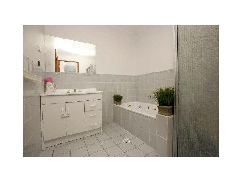 1/15 Moon Place, Gordon ACT 2906