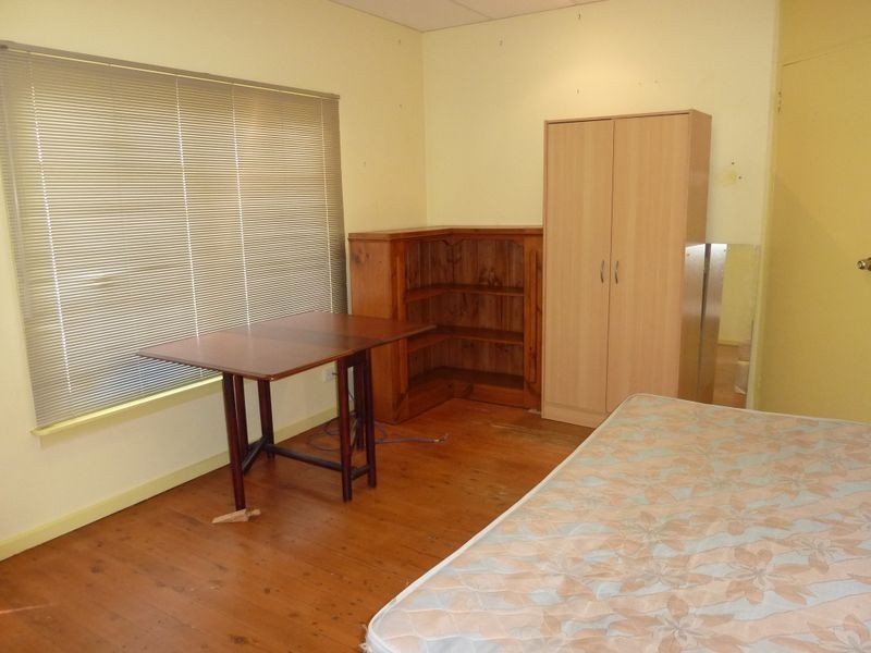 28 Meredith Street, Queanbeyan NSW 2620