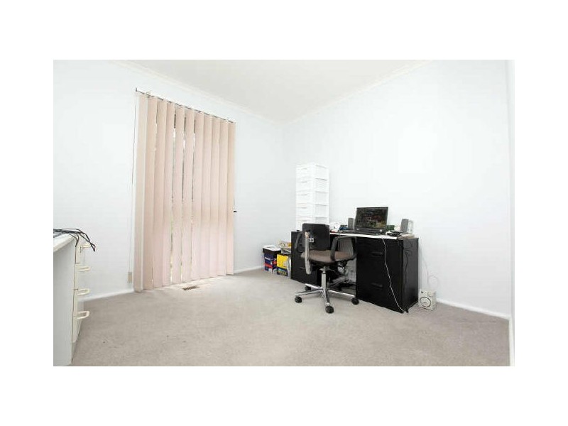 32 Ullamulla Crescent, Queanbeyan NSW 2620