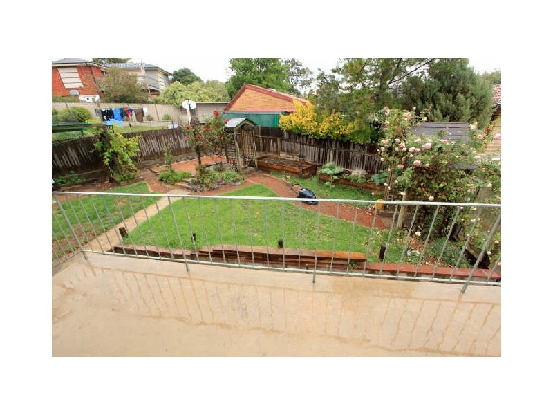 32 Ullamulla Crescent, Queanbeyan NSW 2620