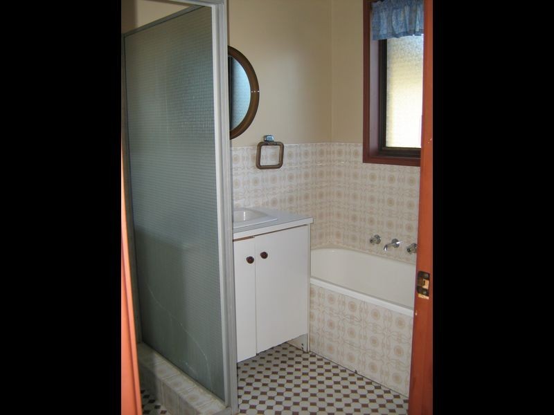 24 Watkins Street, Wanniassa ACT 2903