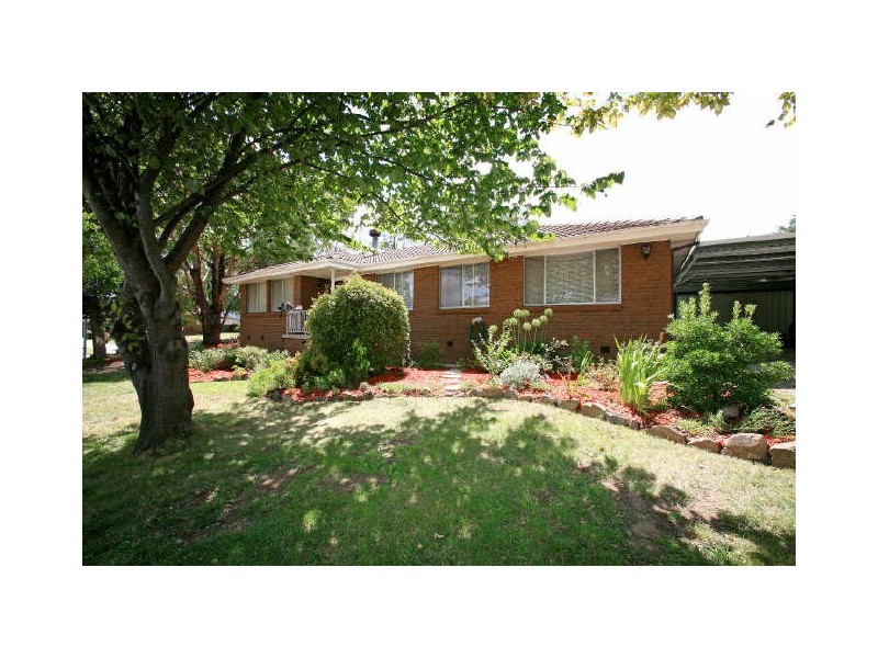 1 Strachan Place, Wanniassa ACT 2903