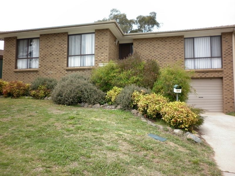 54 Downard Street, Calwell ACT 2905