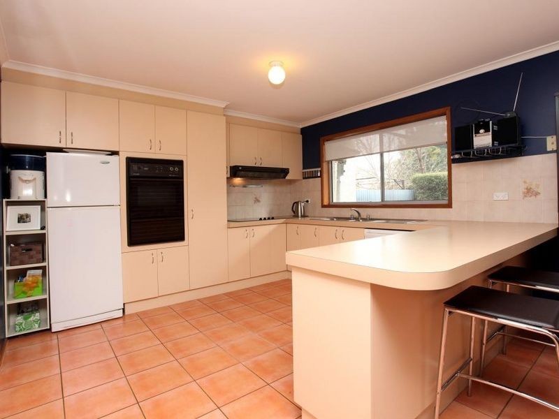 5 Dods Place, Greenway ACT 2900