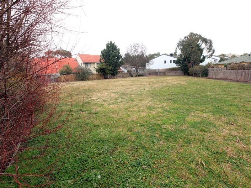 5 Dods Place, Greenway ACT 2900
