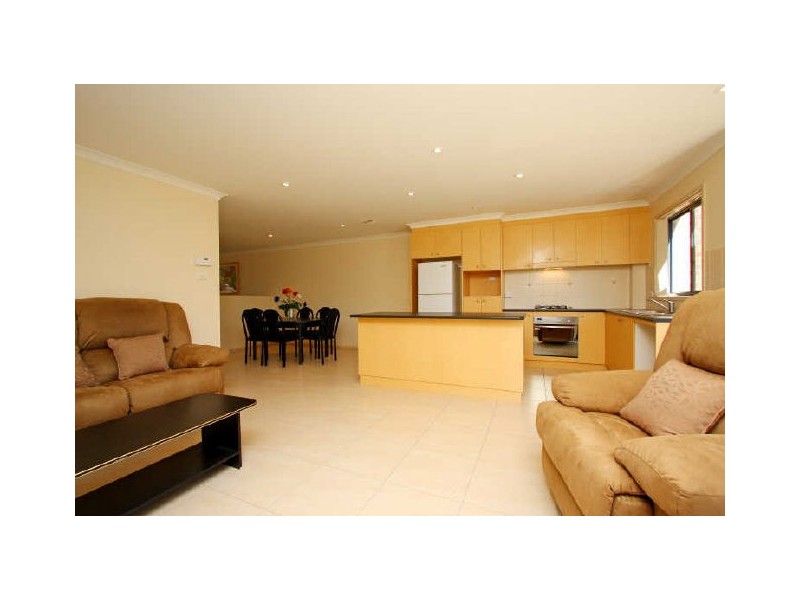 27 Opal Street, Banks ACT 2906