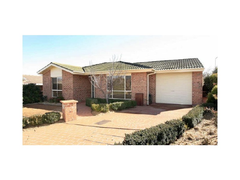 2 Whitford Place, Conder ACT 2906