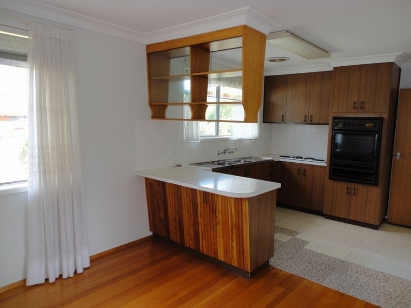 11 Twynam Street, Holder ACT 2611