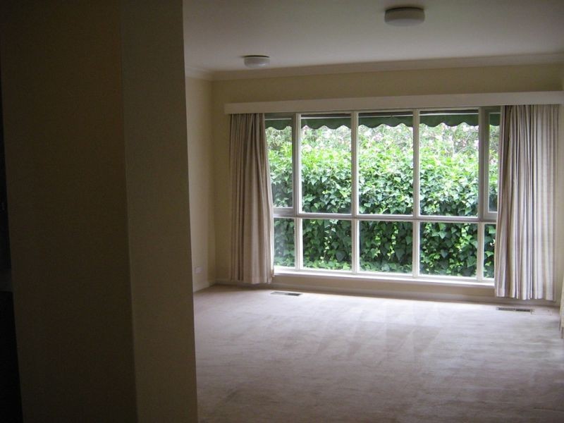 75 Jervois Street, Deakin ACT 2600