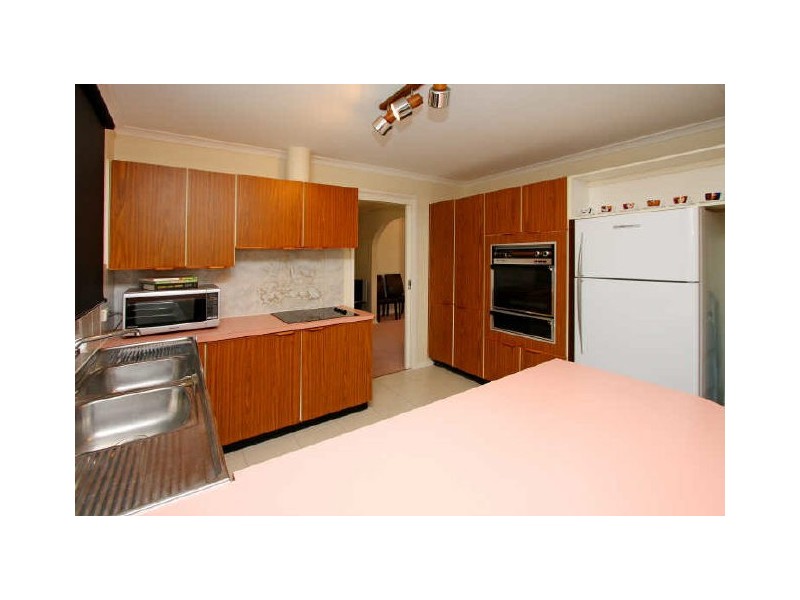 6 Dempster Place, Kambah ACT 2902