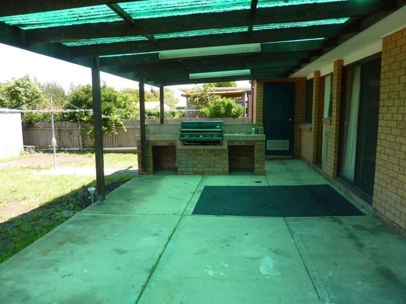 63 Sherwood Circuit, Gordon ACT 2906