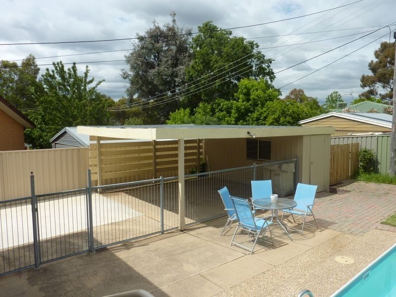 6 Dempster Place, Kambah ACT 2902