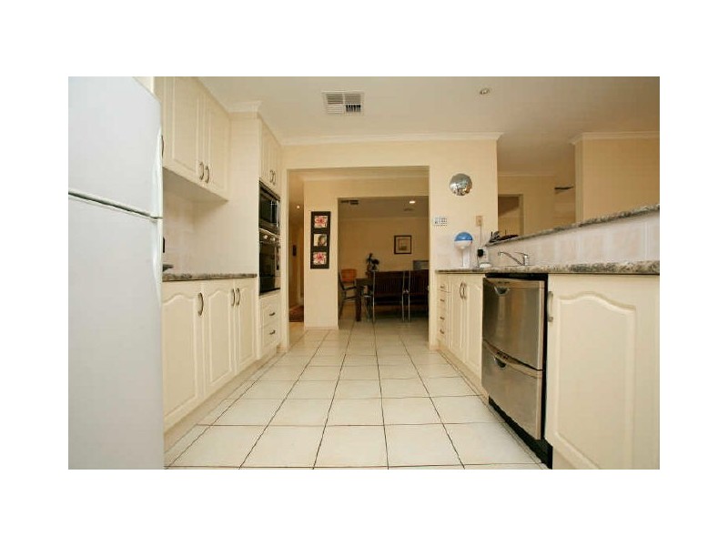 4 Sturrock Place, Gordon ACT 2906