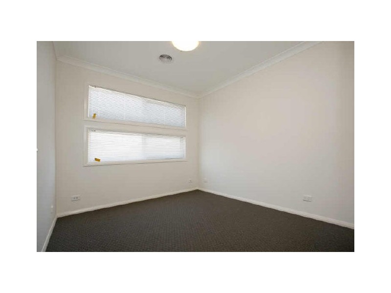 1 Waygoose Street, Kingston ACT 2604