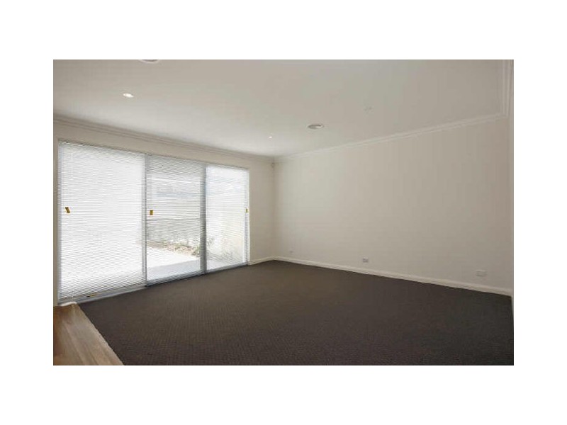 1 Waygoose Street, Kingston ACT 2604