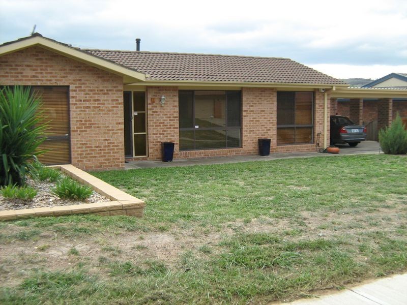 11 Benson Crescent, Calwell ACT 2905