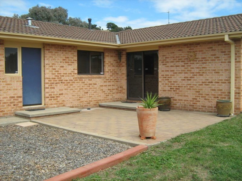 11 Benson Crescent, Calwell ACT 2905