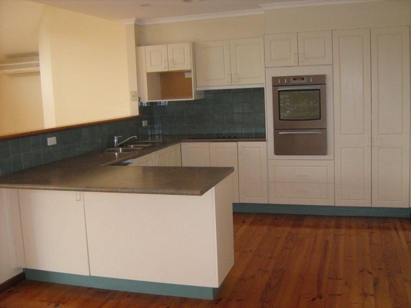 9 Crichton Crescent, Kambah ACT 2902